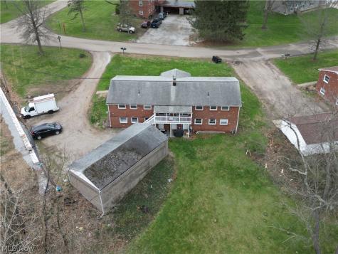 3555-3557 N Vista Street NW Uniontown OH 44685