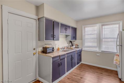 3314 W 86th Street Cleveland OH 44102