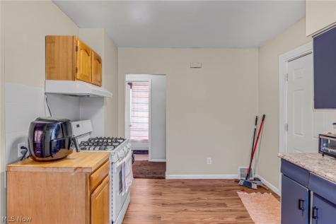 3314 W 86th Street Cleveland OH 44102