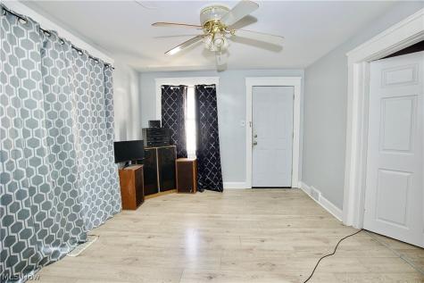 3219 Fulton Road Cleveland OH 44109