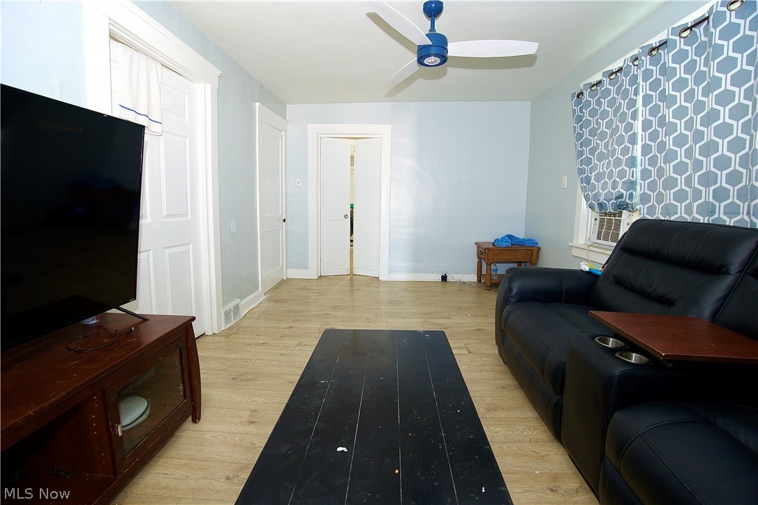 3219 Fulton Road Cleveland OH 44109