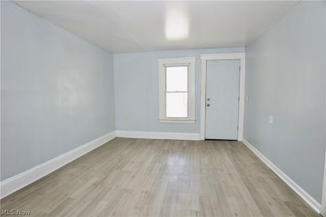 3219 Fulton Road Cleveland OH 44109
