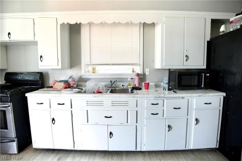 3219 Fulton Road Cleveland OH 44109