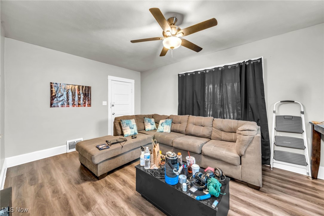 99 Ellenwood Avenue Bedford OH 44146