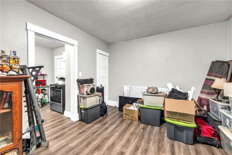 99 Ellenwood Avenue Bedford OH 44146