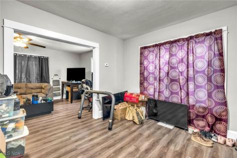 99 Ellenwood Avenue Bedford OH 44146