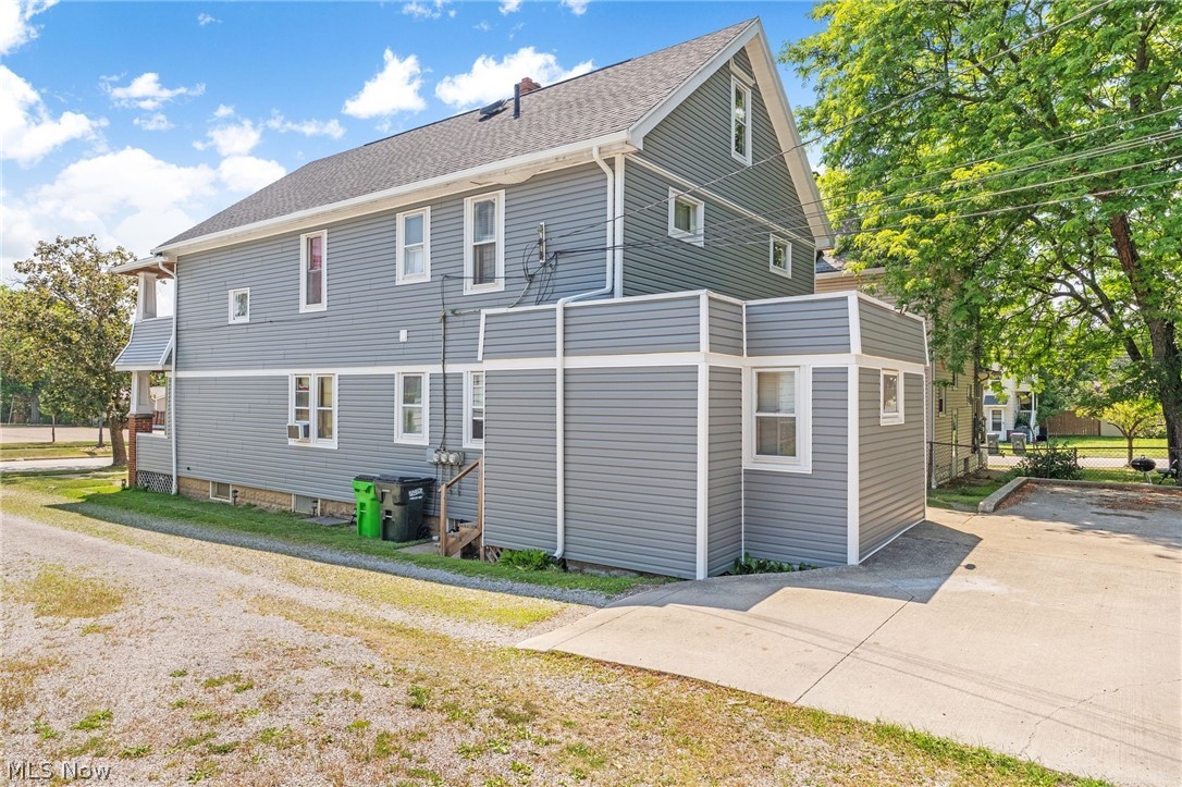 99 Ellenwood Avenue Bedford OH 44146