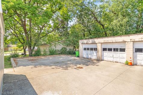 99 Ellenwood Avenue Bedford OH 44146