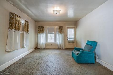 9500 Parkview Avenue Cleveland OH 44104