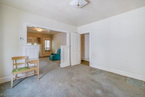 9500 Parkview Avenue Cleveland OH 44104