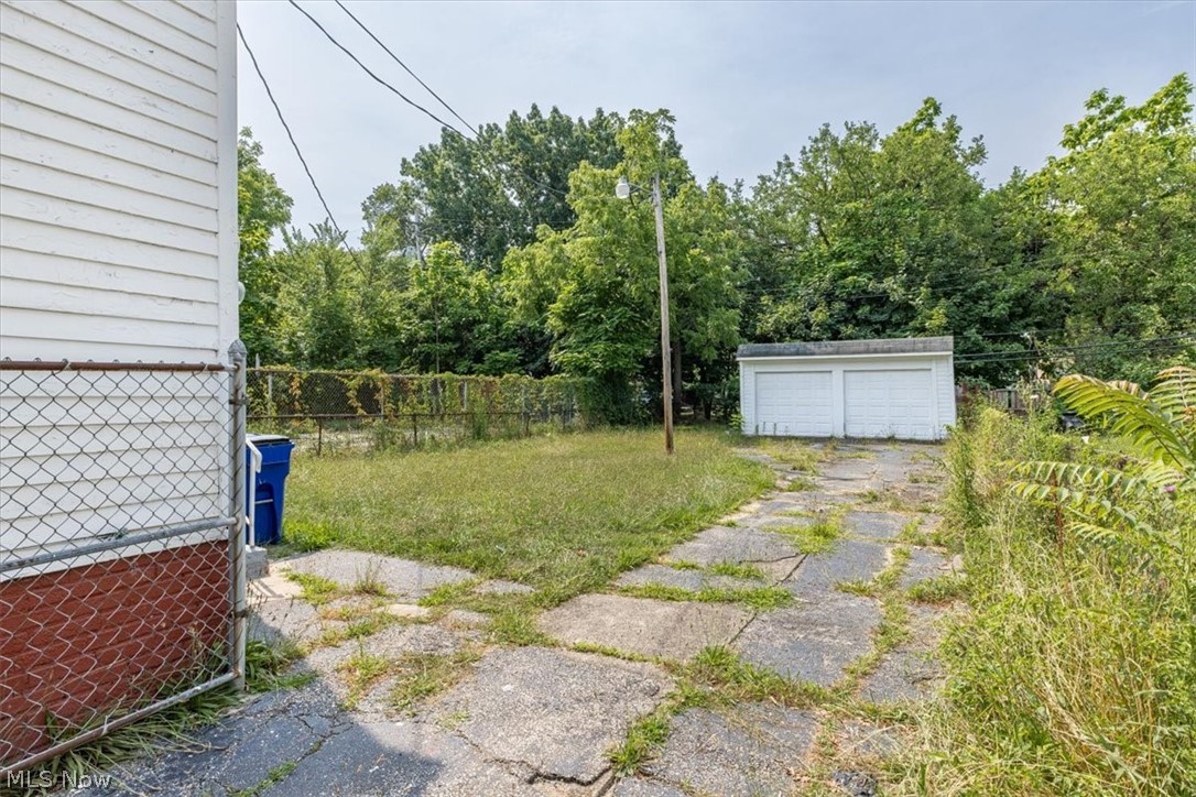 9500 Parkview Avenue Cleveland OH 44104