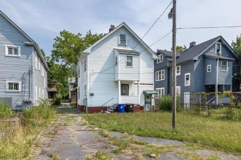 9500 Parkview Avenue Cleveland OH 44104