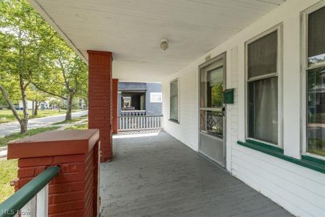 9500 Parkview Avenue Cleveland OH 44104