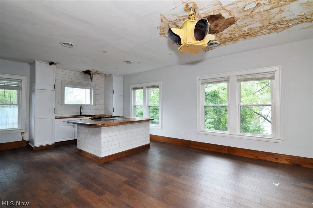 2630 Mayfield Road Cleveland Heights OH 44106