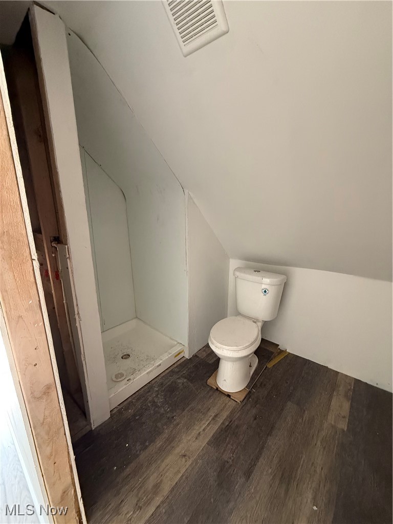 12528 Edmonton Avenue Cleveland OH 44108
