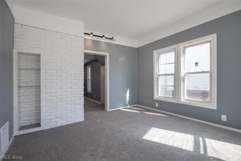 7815 Jeffries Avenue Cleveland OH 44105