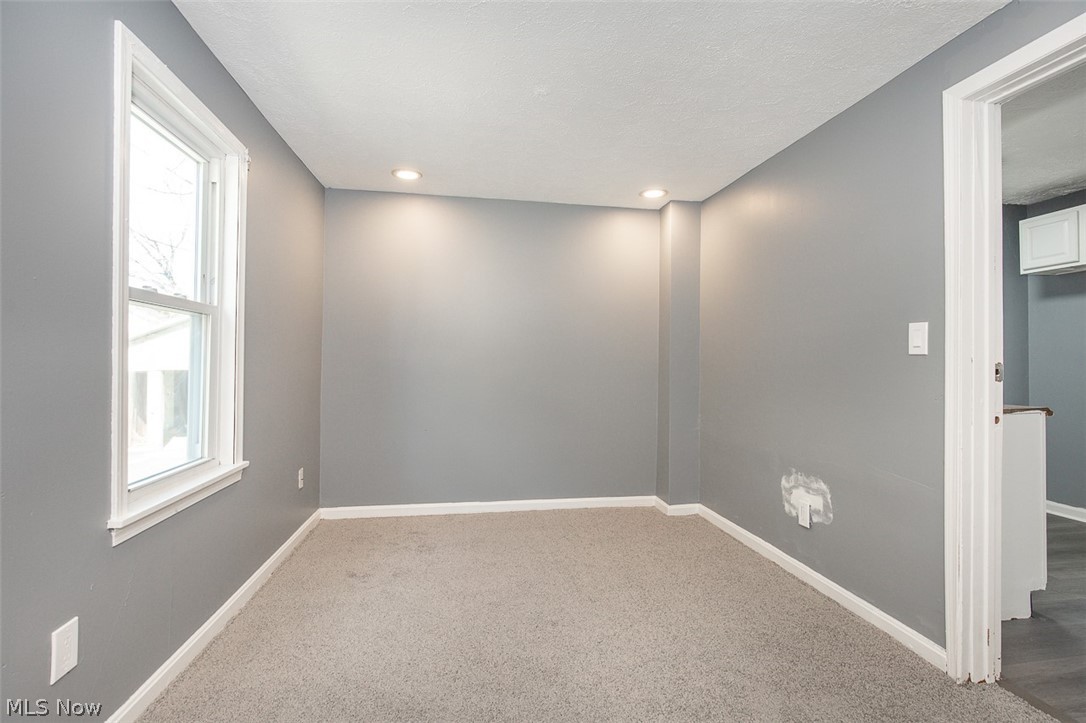 7815 Jeffries Avenue Cleveland OH 44105