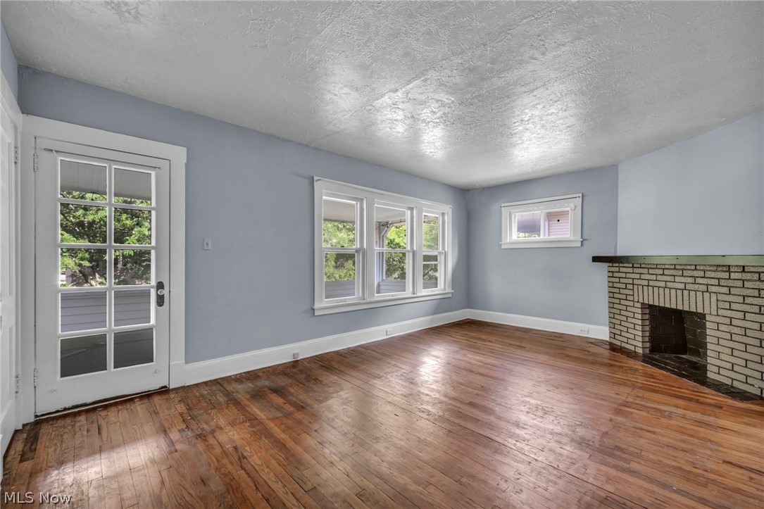 1606 Larchmont Avenue Lakewood OH 44107