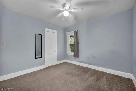 1606 Larchmont Avenue Lakewood OH 44107