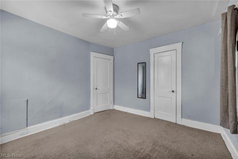 1606 Larchmont Avenue Lakewood OH 44107