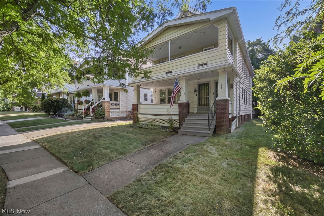 1606 Larchmont Avenue Lakewood OH 44107