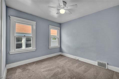 1606 Larchmont Avenue Lakewood OH 44107