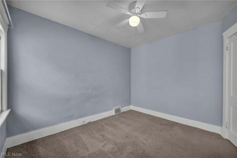 1606 Larchmont Avenue Lakewood OH 44107