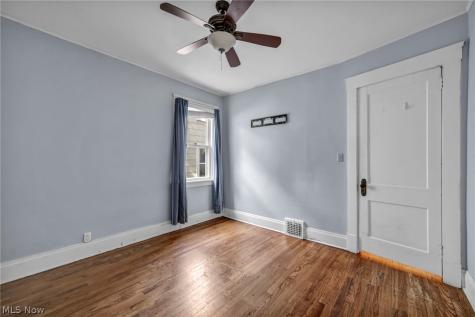 1606 Larchmont Avenue Lakewood OH 44107