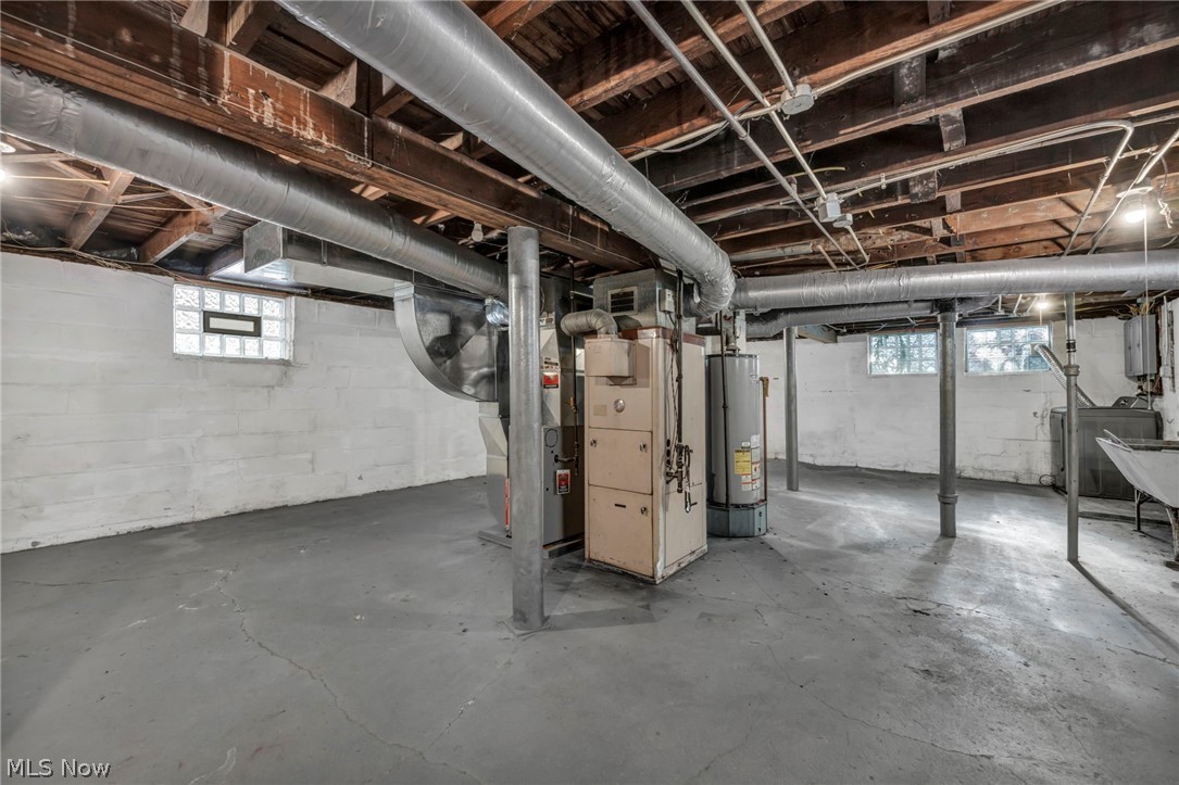 1606 Larchmont Avenue Lakewood OH 44107