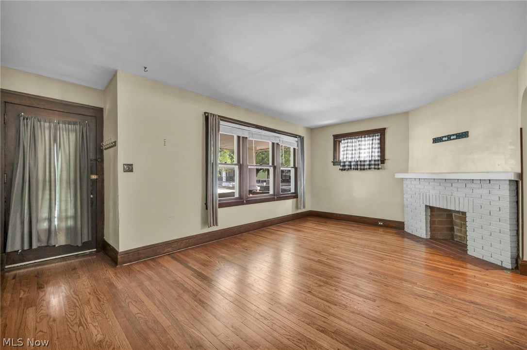 1606 Larchmont Avenue Lakewood OH 44107