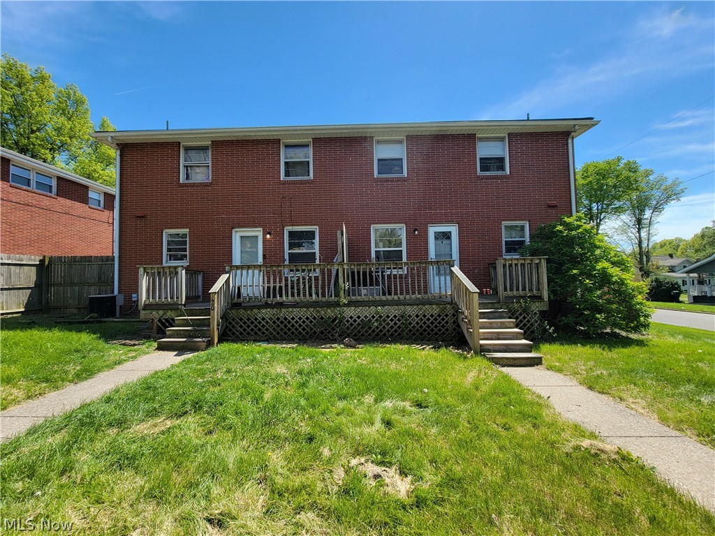200/202 Meadowbrook Avenue Boardman OH 44512