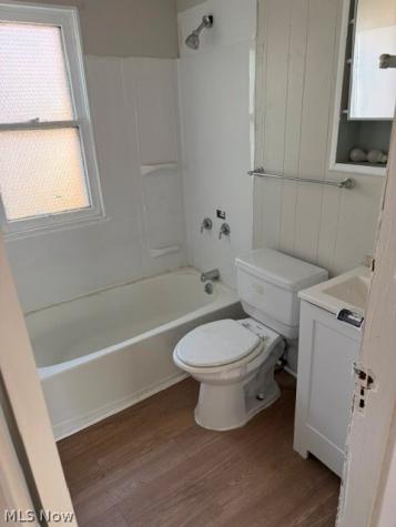 9816 Manor Avenue Cleveland OH 44104