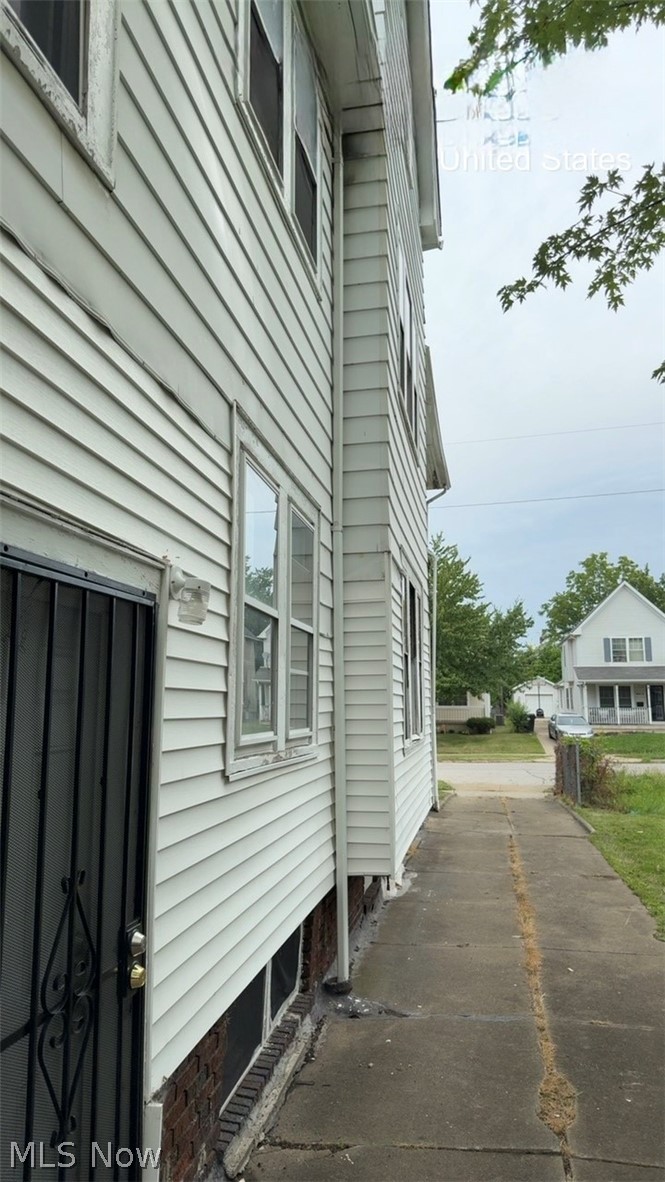9816 Manor Avenue Cleveland OH 44104