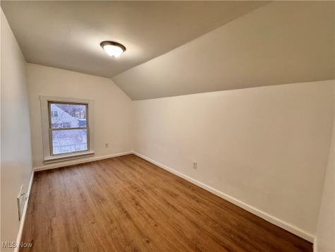 338 17th Street Elyria OH 44035