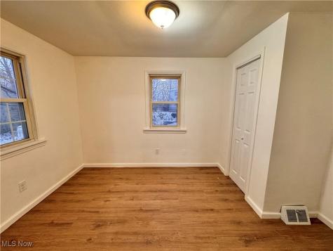 338 17th Street Elyria OH 44035