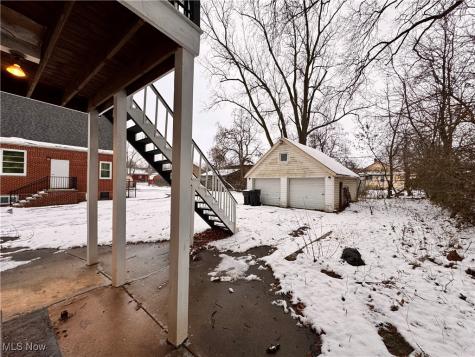 338 17th Street Elyria OH 44035