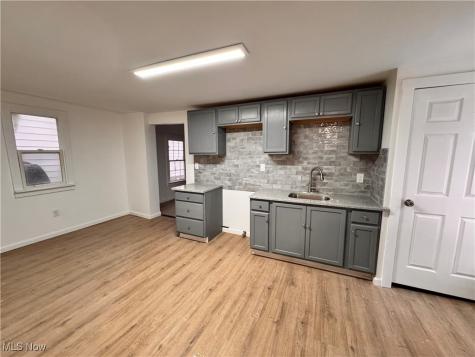 338 17th Street Elyria OH 44035
