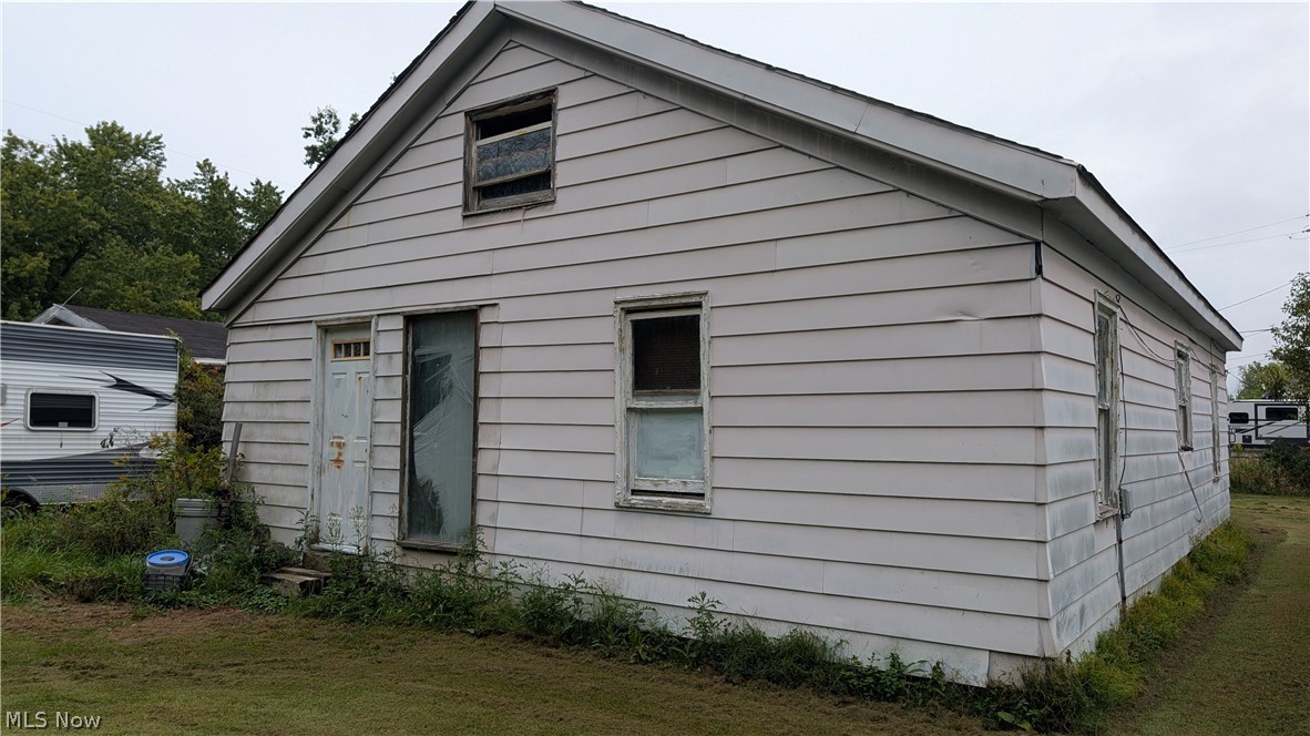 381 Avon Avenue Vermilion OH 44089