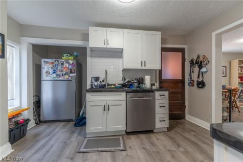 1364 W 58th Street Cleveland OH 44102