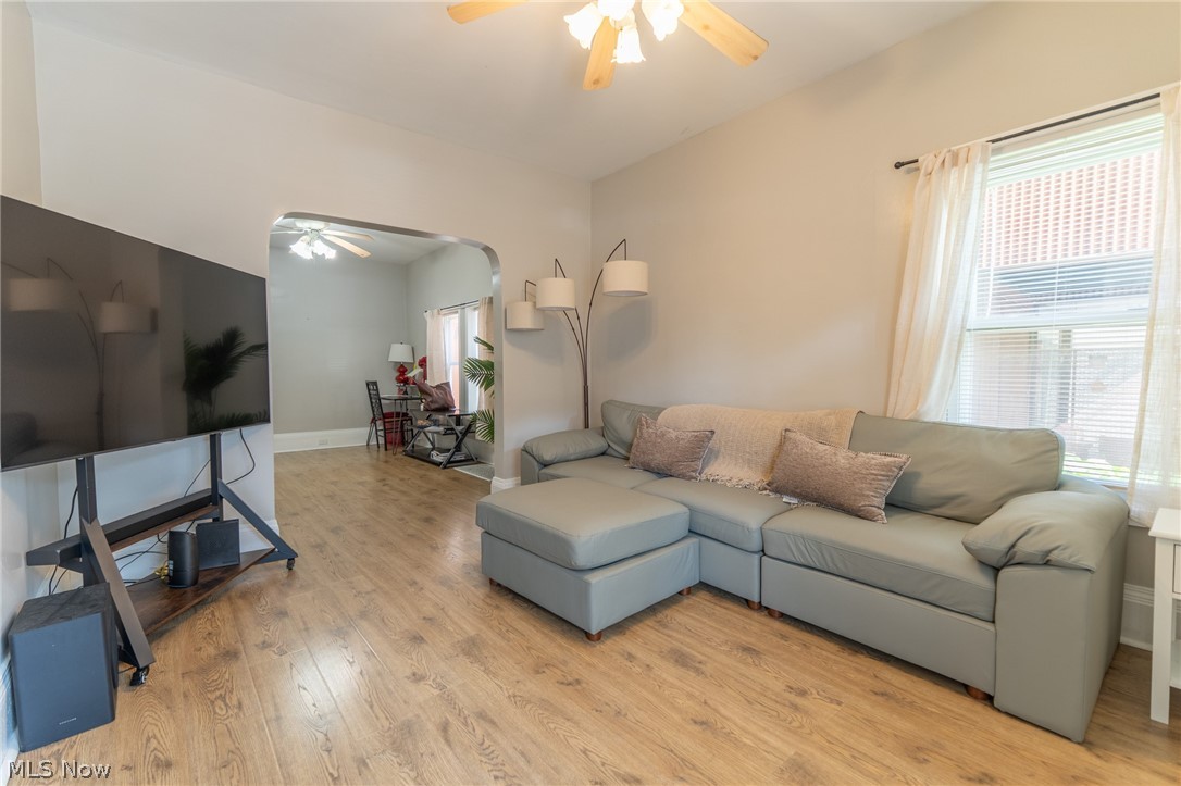 1364 W 58th Street Cleveland OH 44102