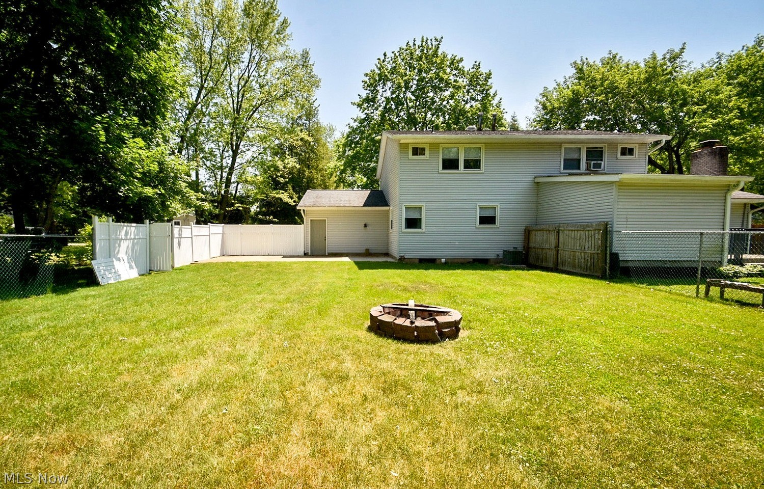 457 Hutchison Drive Mogadore OH 44260