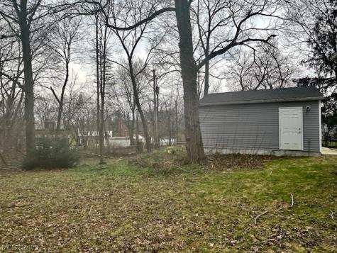 18112 Chagrin Boulevard Shaker Heights OH 44122