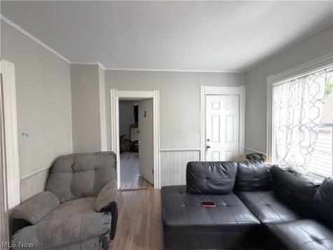 3230 W 31st Street Cleveland OH 44109