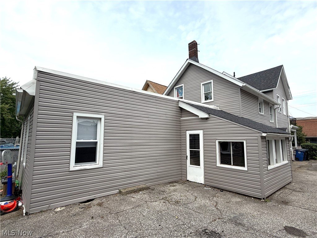 3230 W 31st Street Cleveland OH 44109