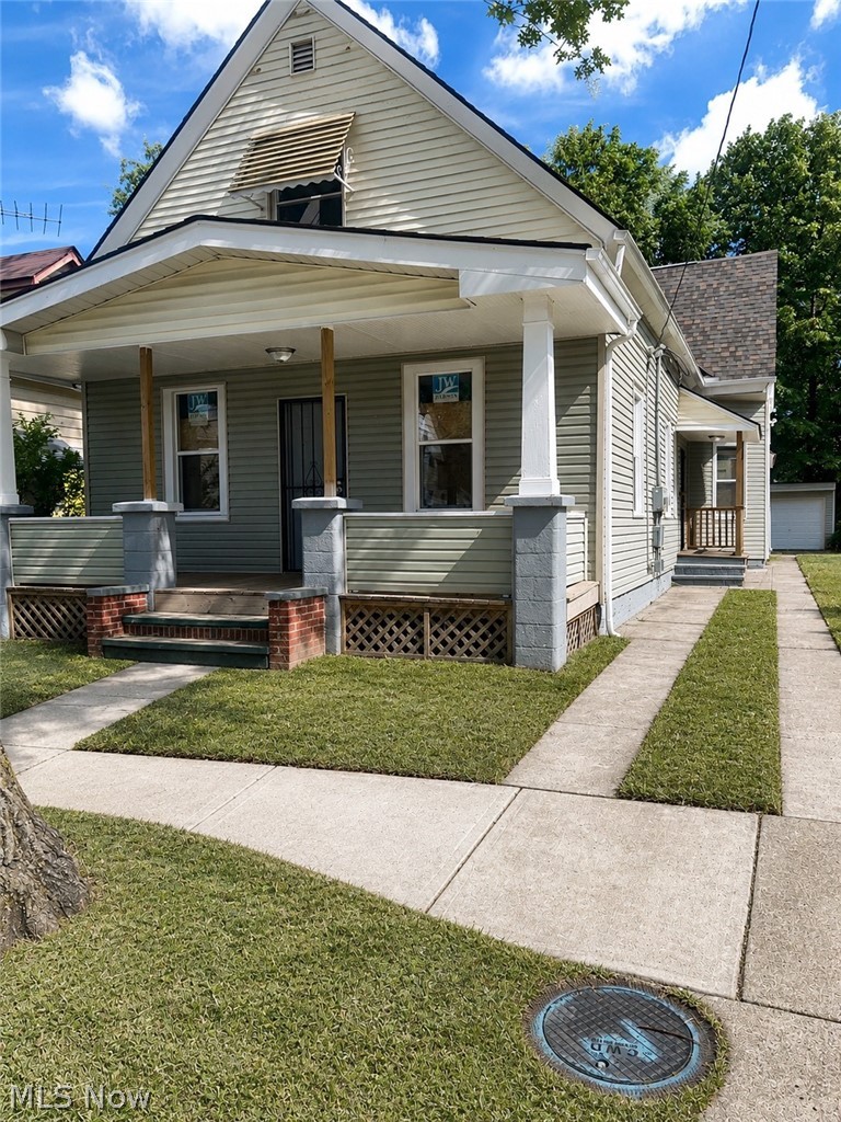 6709 Gertrude Avenue Cleveland OH 44105