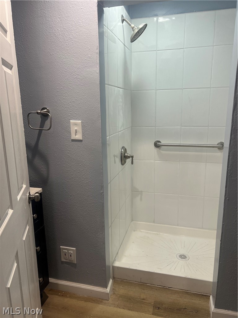 6709 Gertrude Avenue Cleveland OH 44105