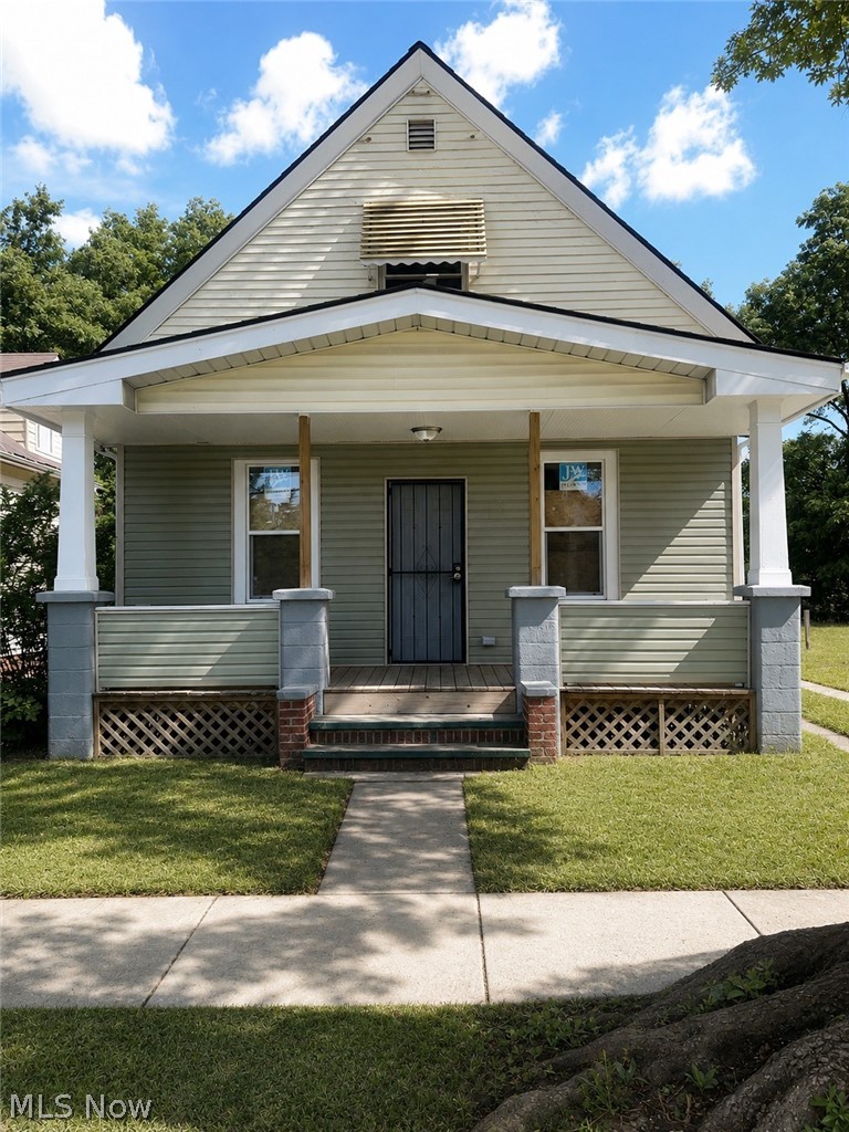 6709 Gertrude Avenue Cleveland OH 44105