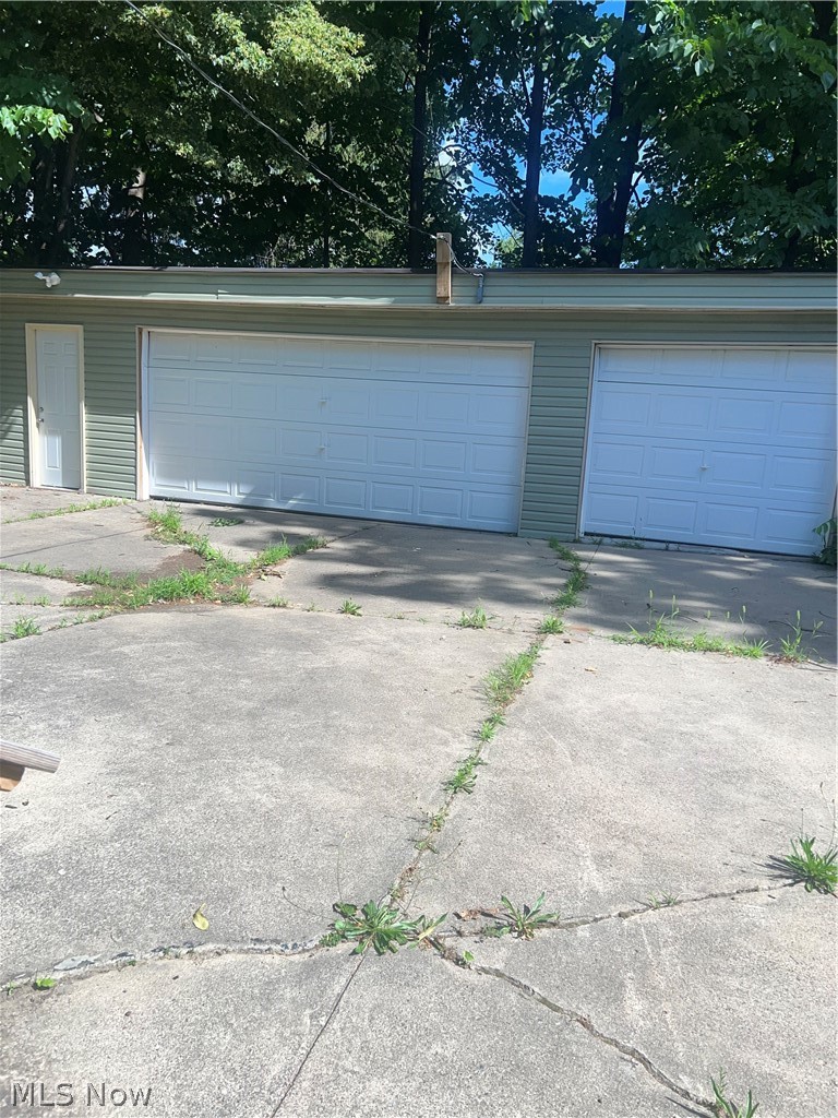 6709 Gertrude Avenue Cleveland OH 44105