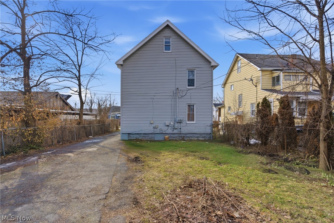 4025 E 144th Street Cleveland OH 44128