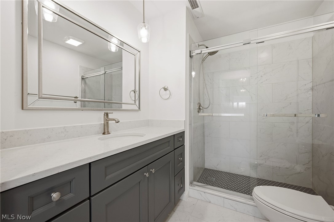 58 W Orange Street Chagrin Falls OH 44022